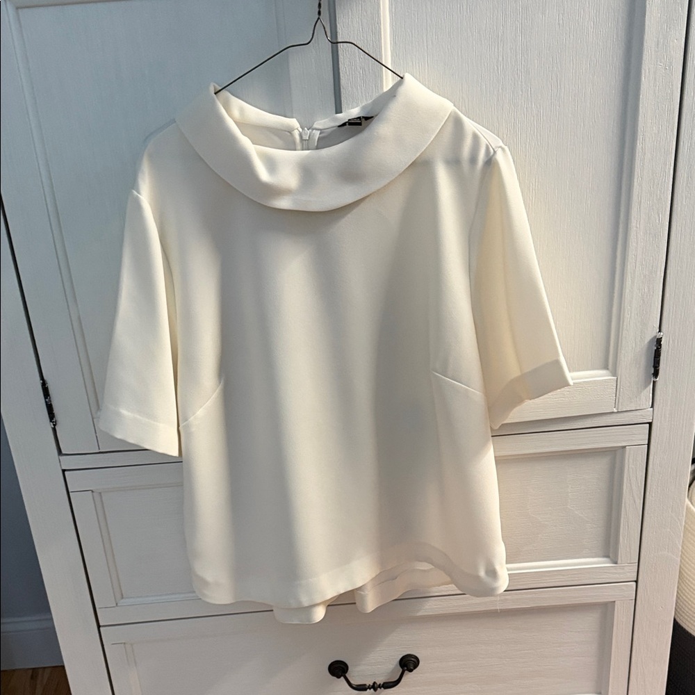Ann Taylor Ivory Short Sleeve Blouse